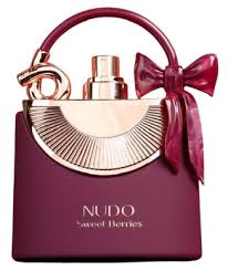 Nudo Sweet Berries di Fragrance World da donna